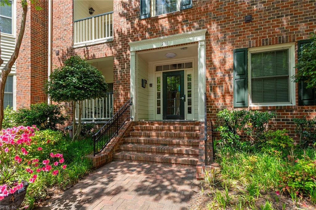 230 College PL 234