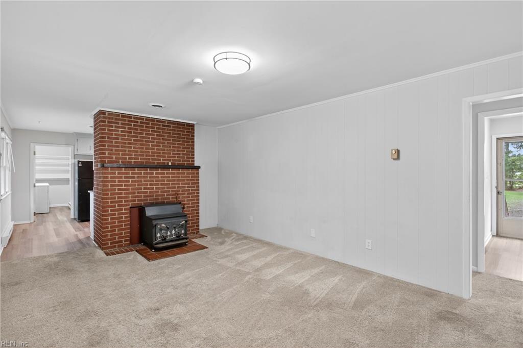 21004 Reynolds DR
