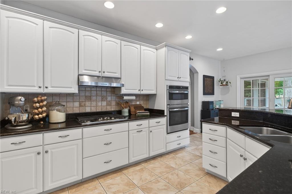 605 Oxbow CT