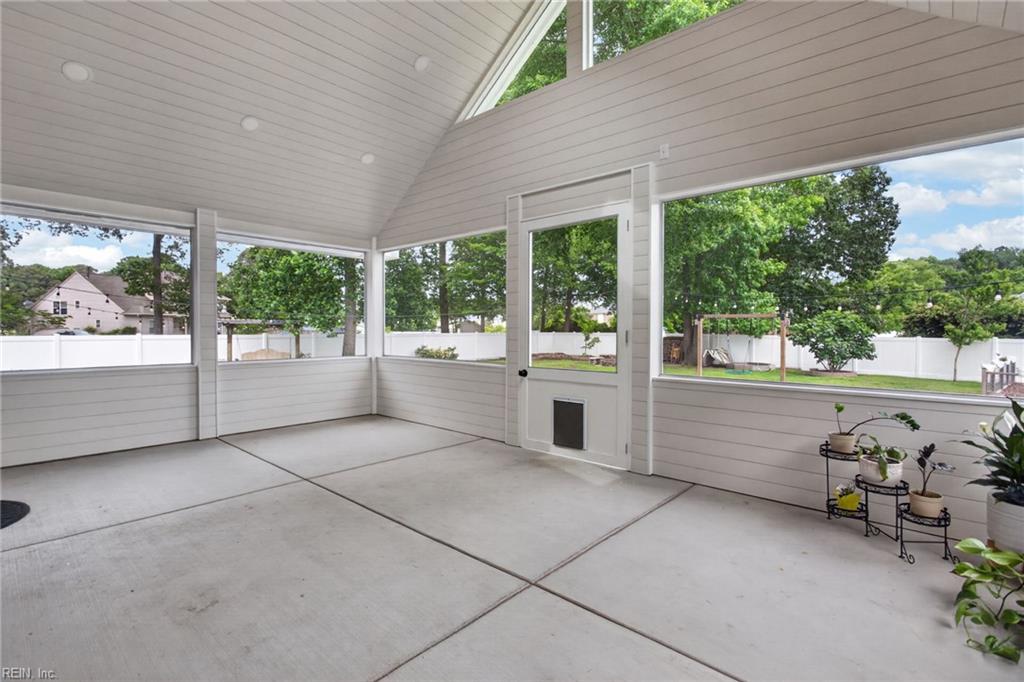 605 Oxbow CT