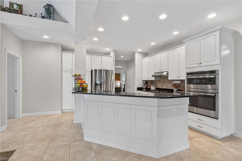 605 Oxbow CT