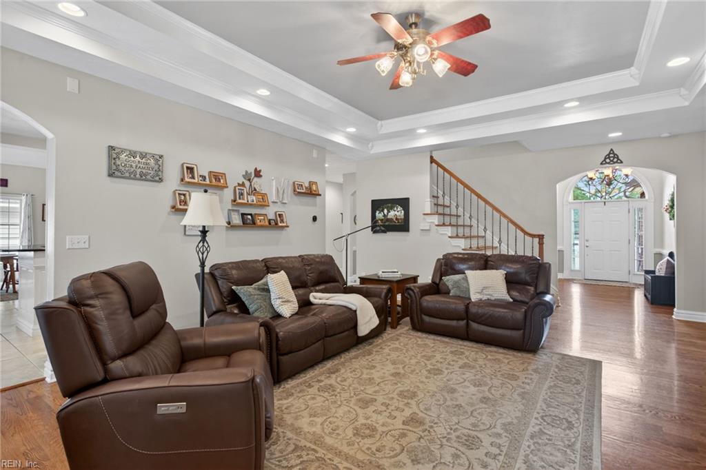 605 Oxbow CT