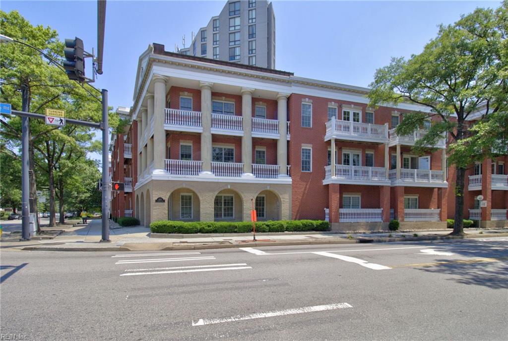 450 Princess Anne RD SW 202