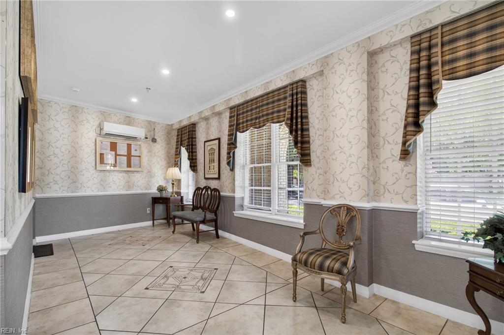 450 Princess Anne RD SW 202