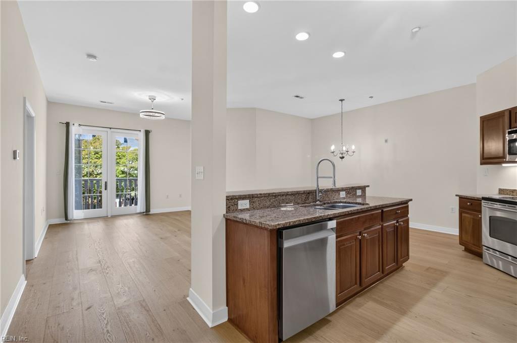 450 Princess Anne RD SW 202