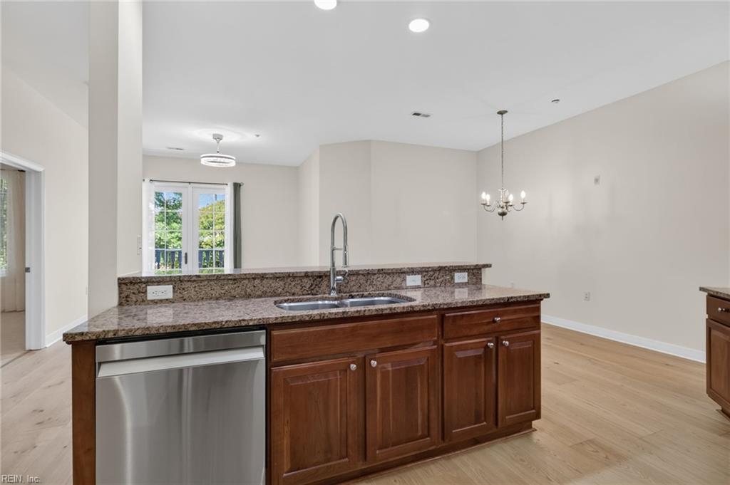 450 Princess Anne RD SW 202