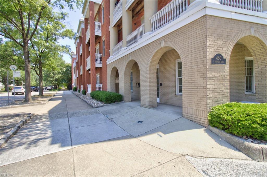 450 Princess Anne RD SW 202