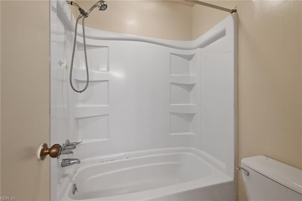 668 Masefield CIR