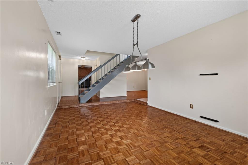 668 Masefield CIR