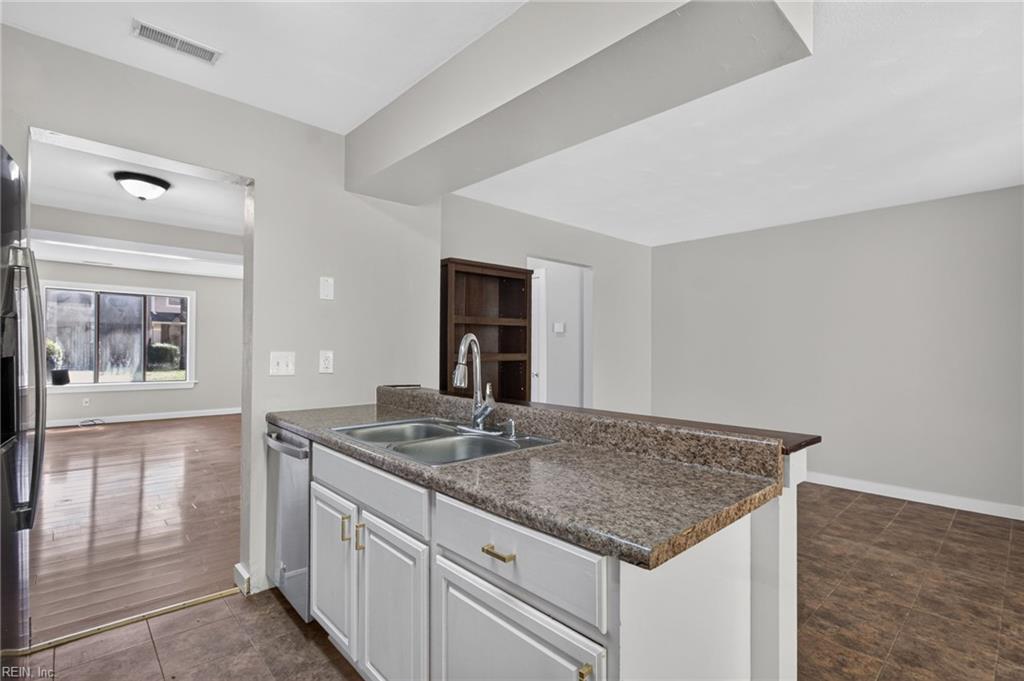 254 Bridgewater DR