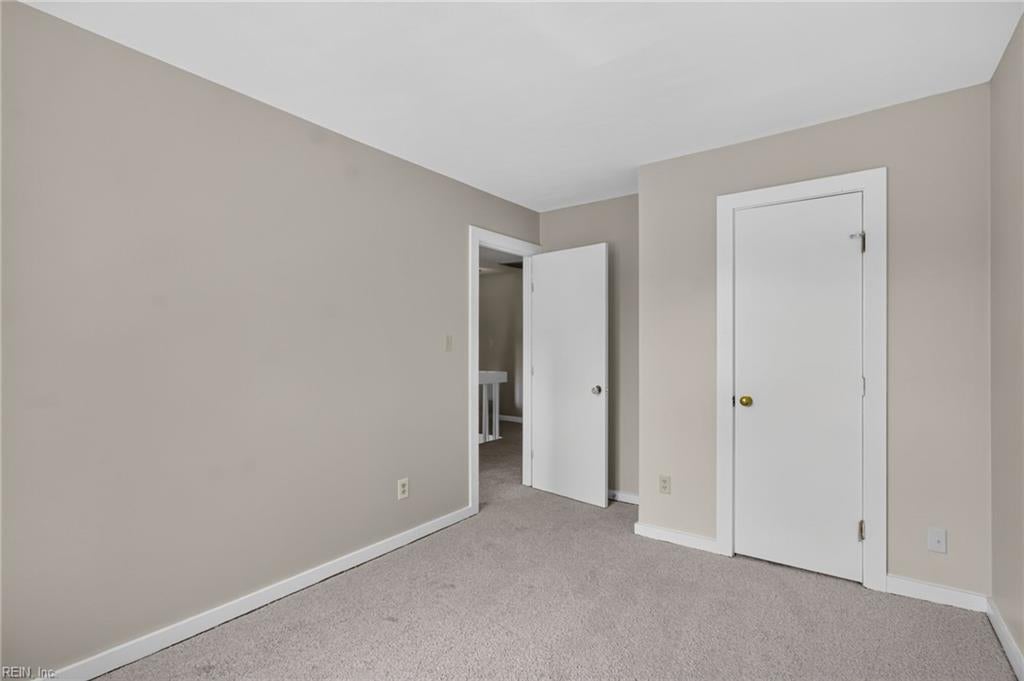 254 Bridgewater DR