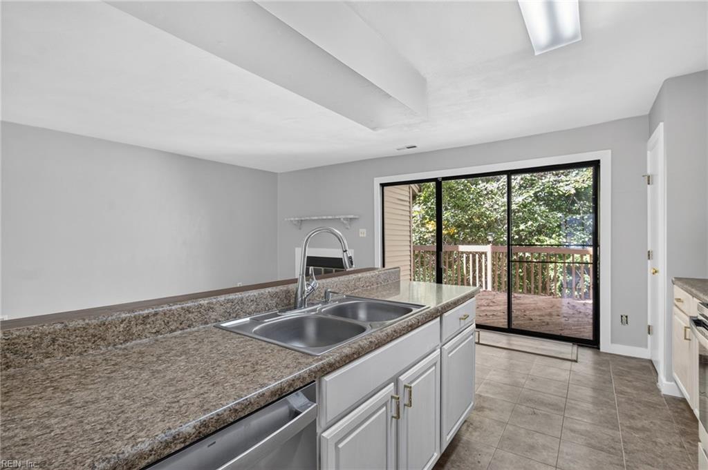 254 Bridgewater DR