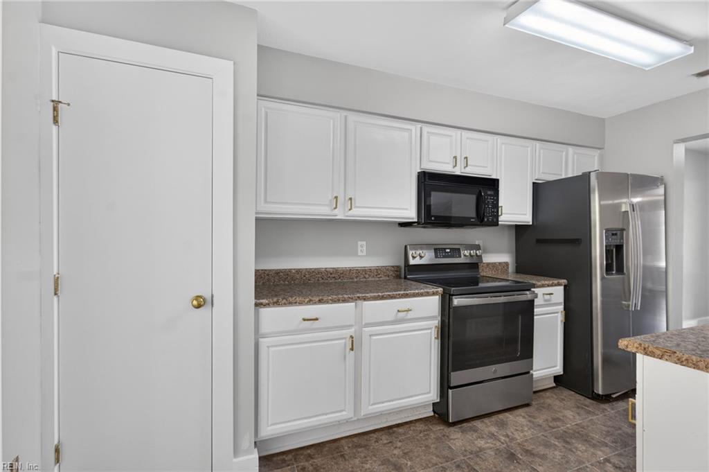 254 Bridgewater DR