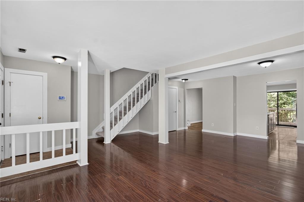 254 Bridgewater DR
