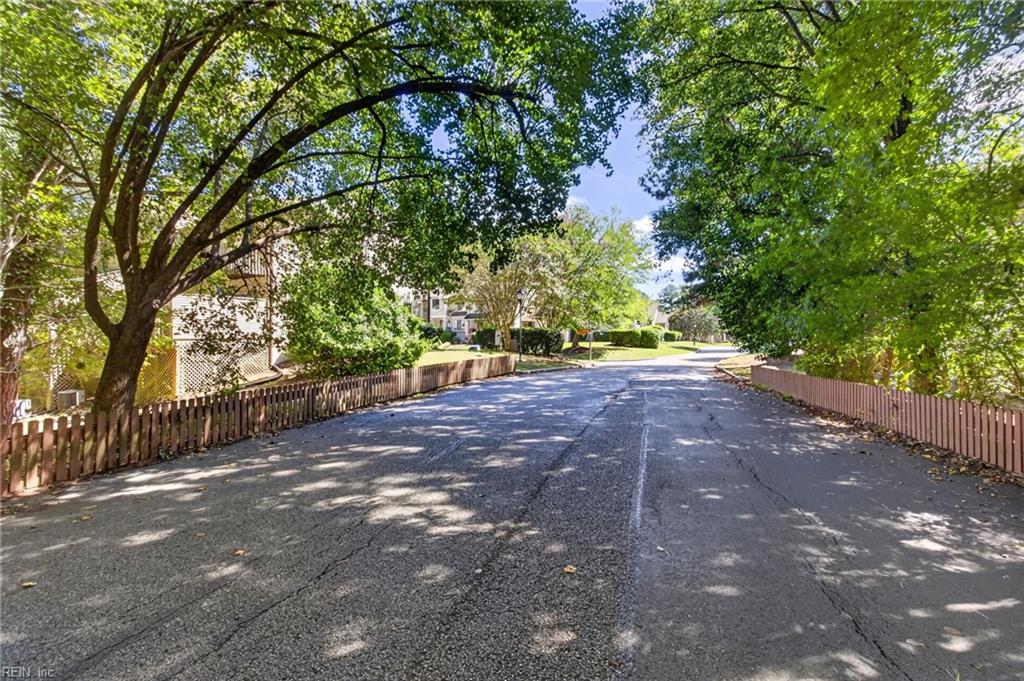 254 Bridgewater DR