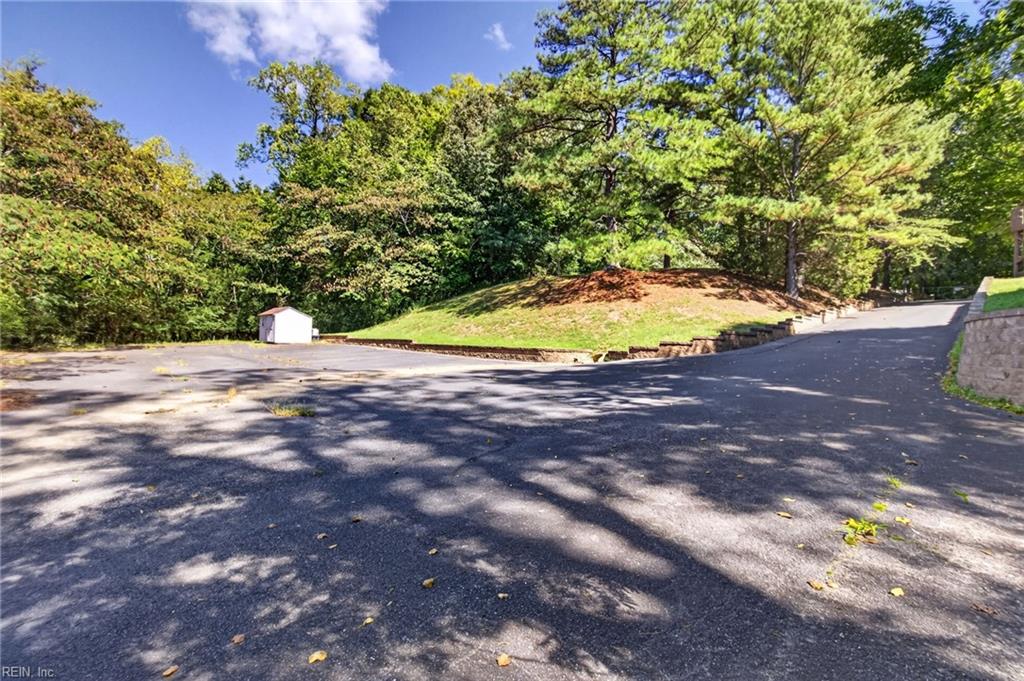 254 Bridgewater DR