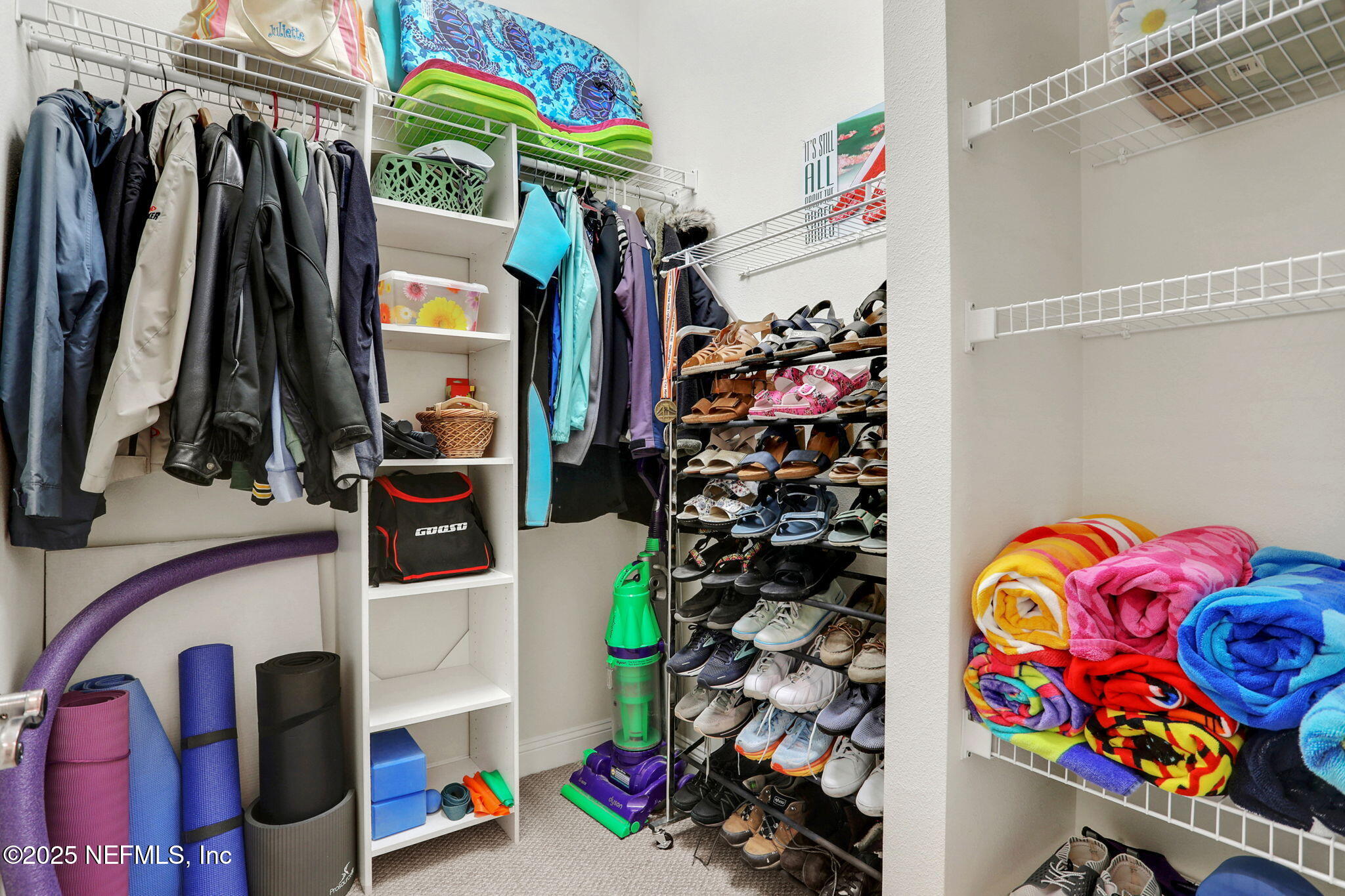 3122 BRETTUNGAR Drive