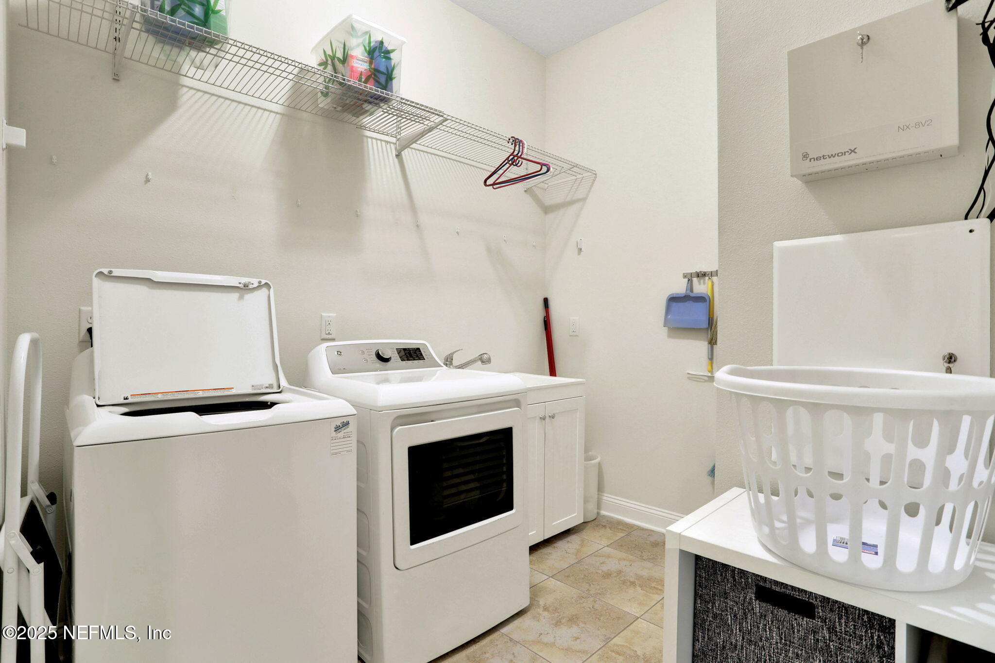 3122 BRETTUNGAR Drive