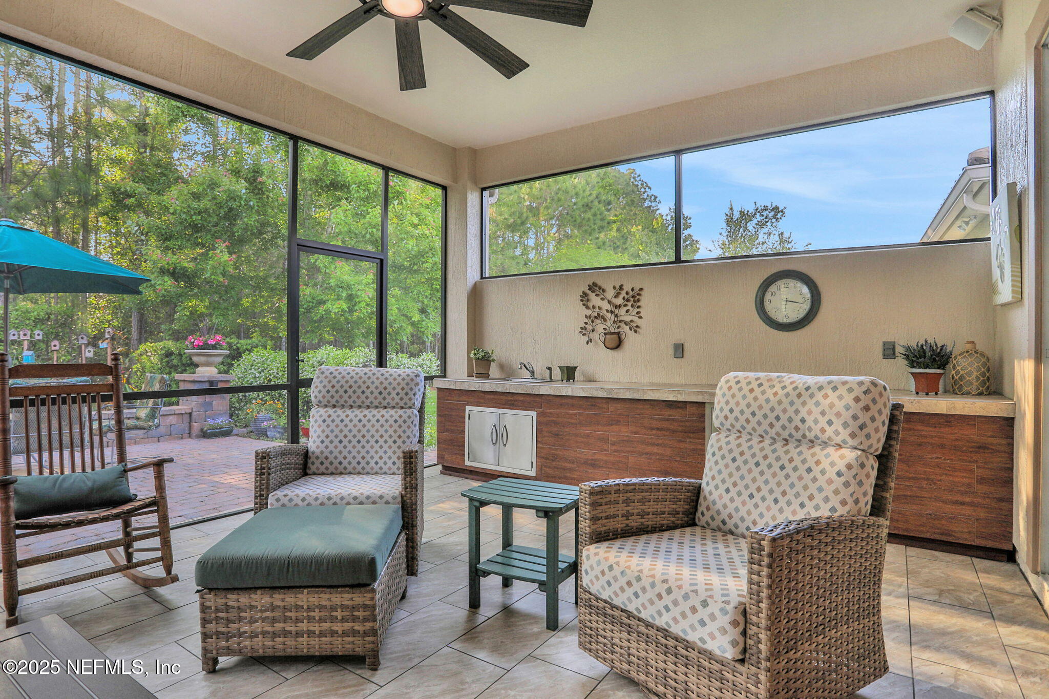 3122 BRETTUNGAR Drive