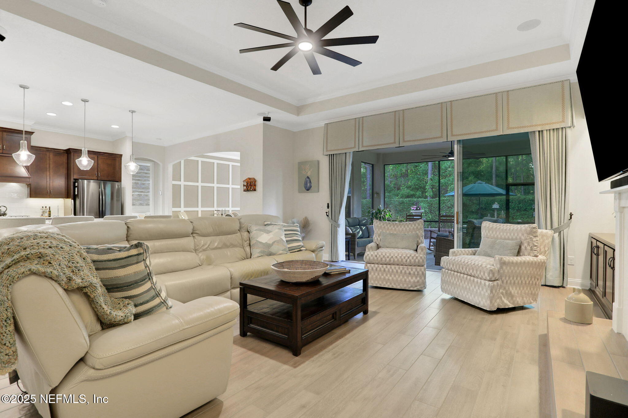 3122 BRETTUNGAR Drive