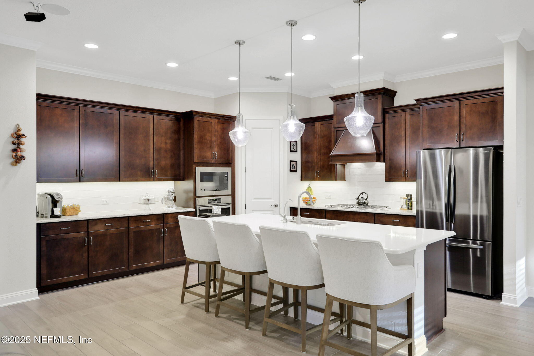 3122 BRETTUNGAR Drive