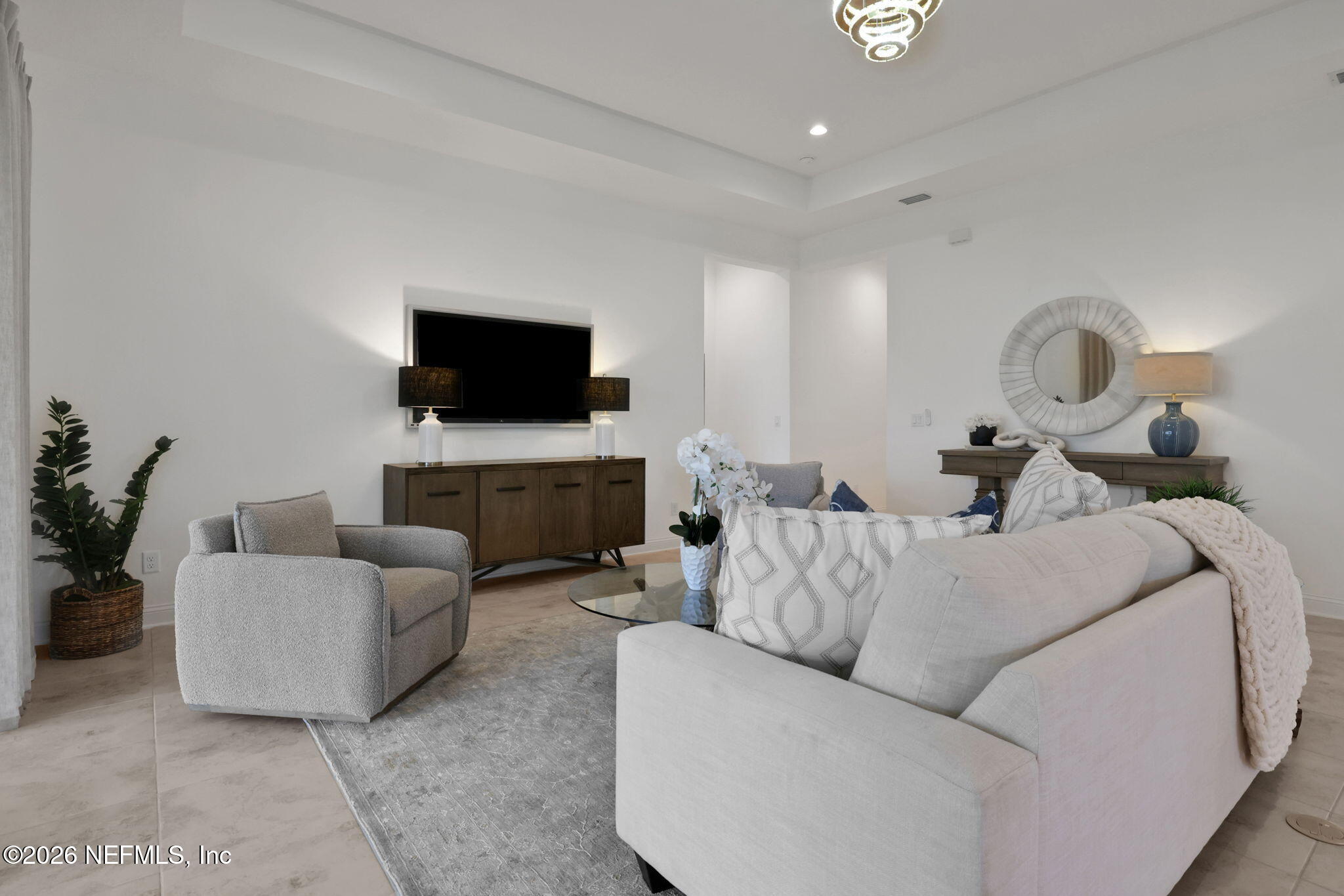 2812 CASSIA Lane