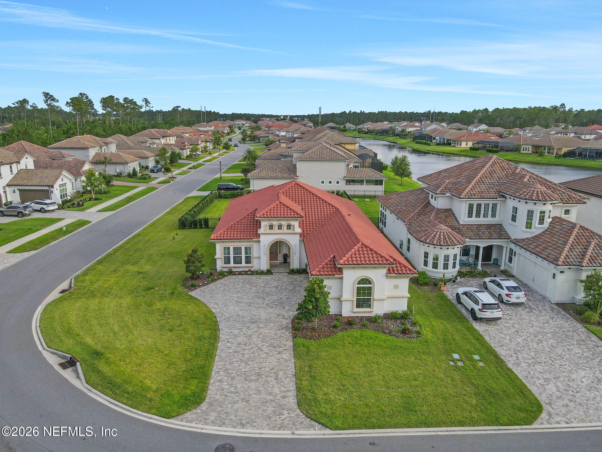 2812 CASSIA Lane