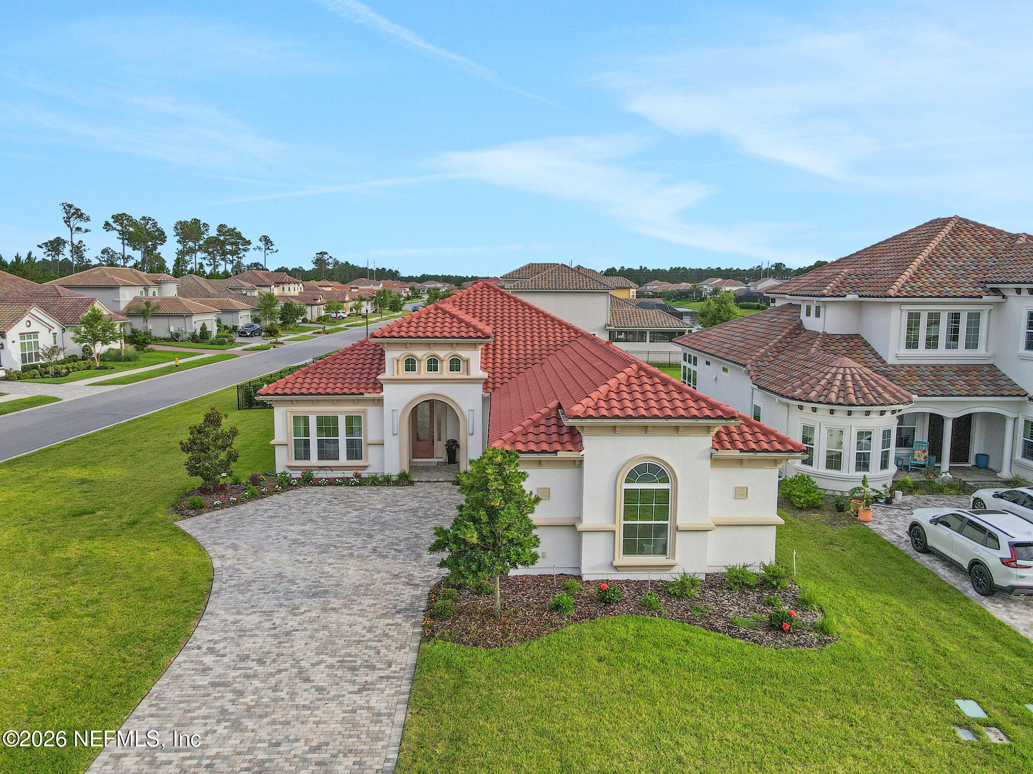 2812 CASSIA Lane