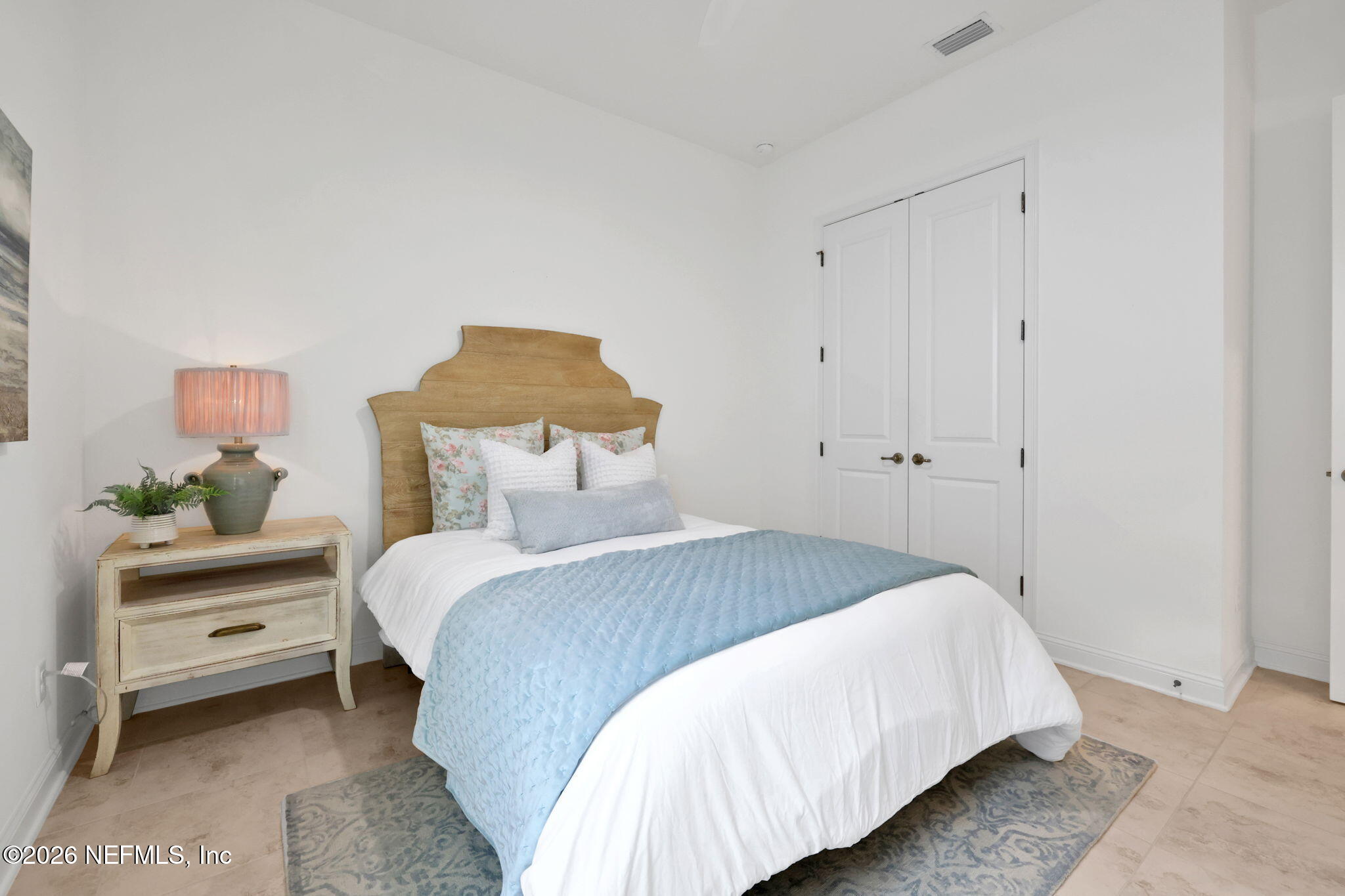2812 CASSIA Lane