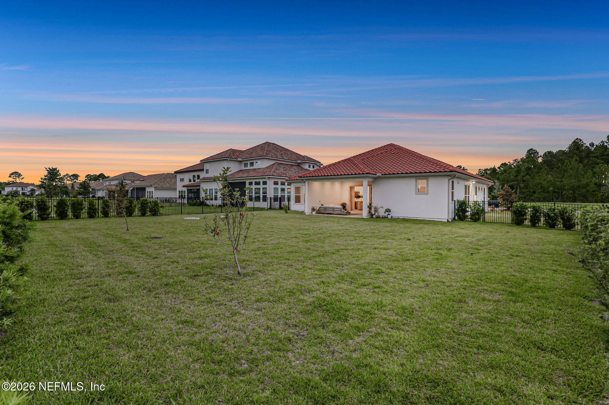 2812 CASSIA Lane