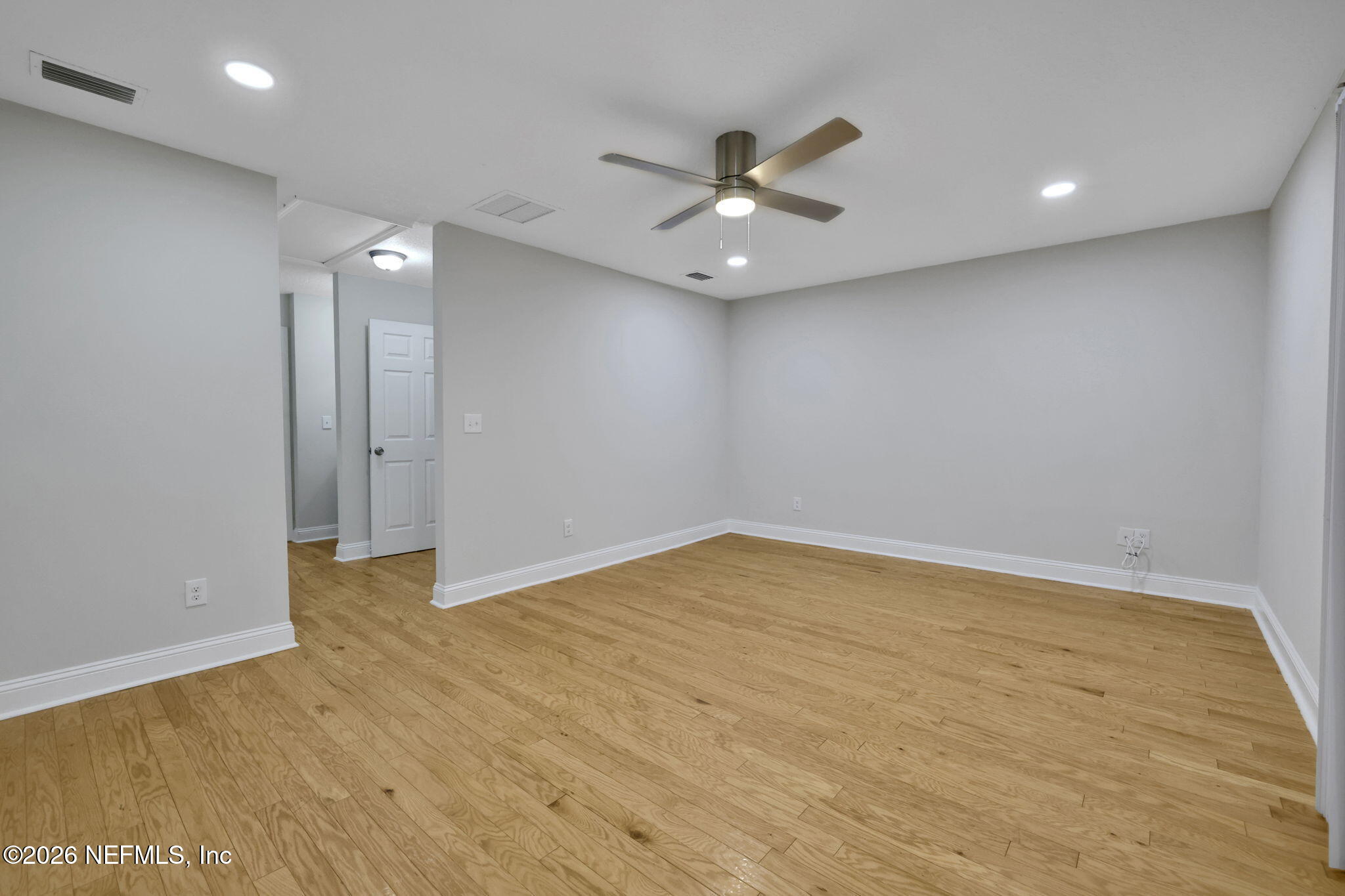 7950 LOS ROBLES Court 7950