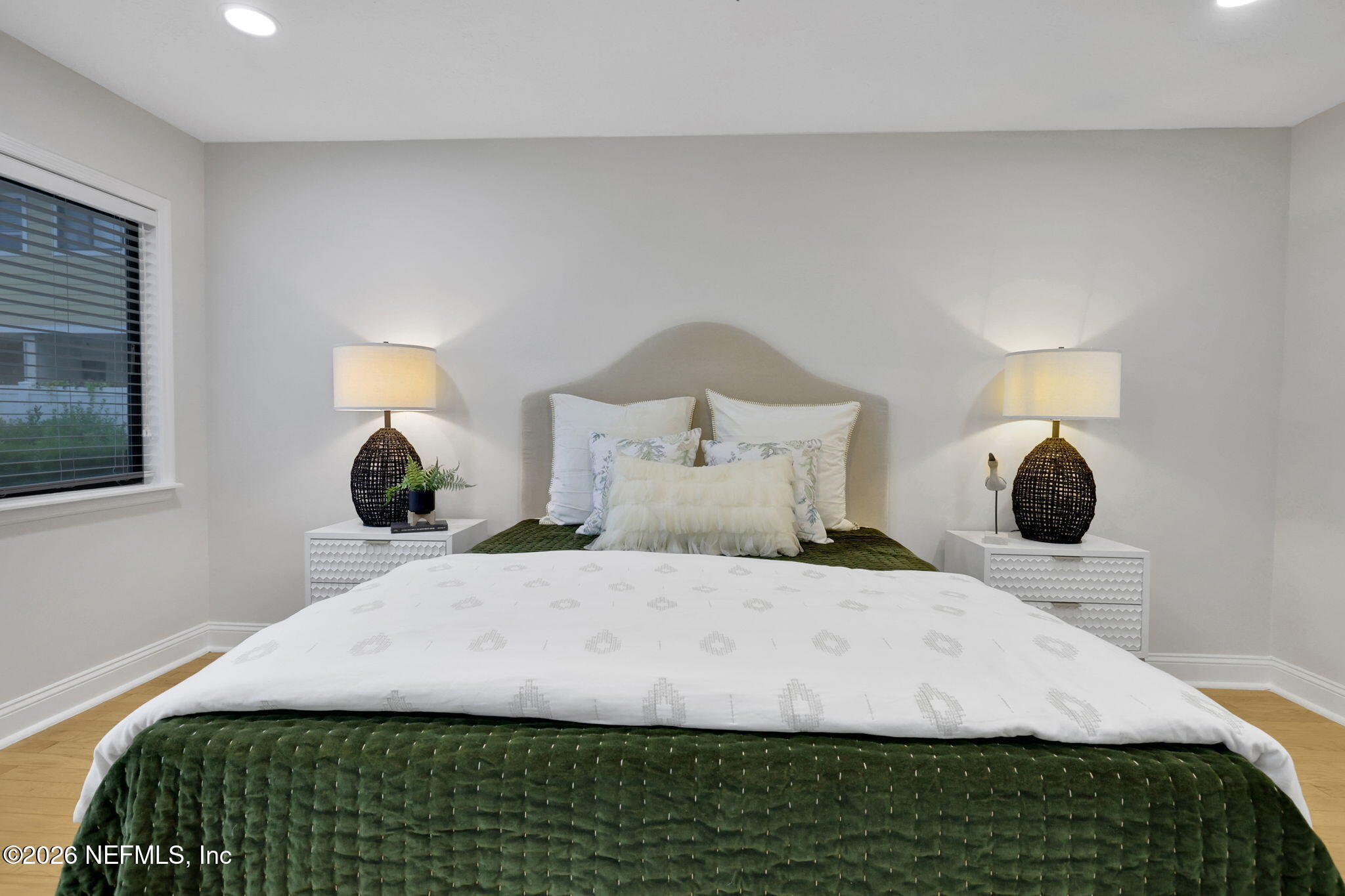 7950 LOS ROBLES Court 7950