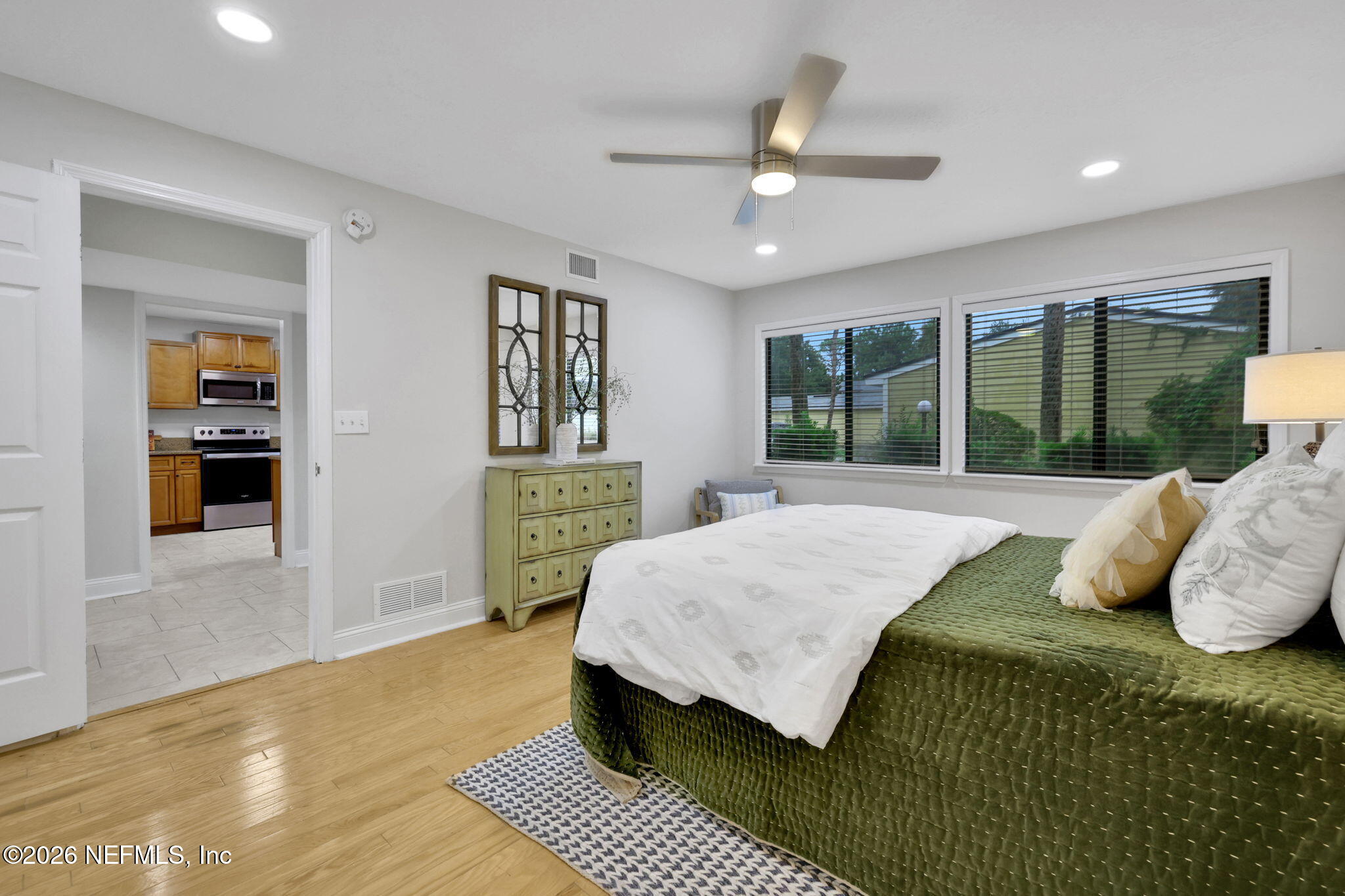 7950 LOS ROBLES Court 7950