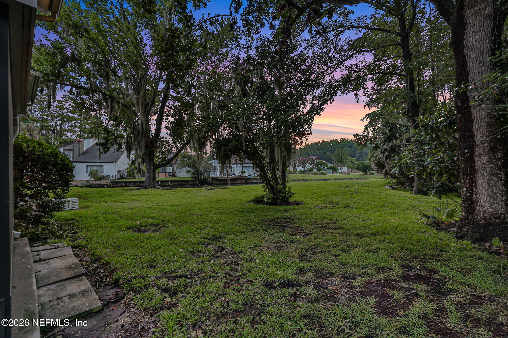 7950 LOS ROBLES Court 7950