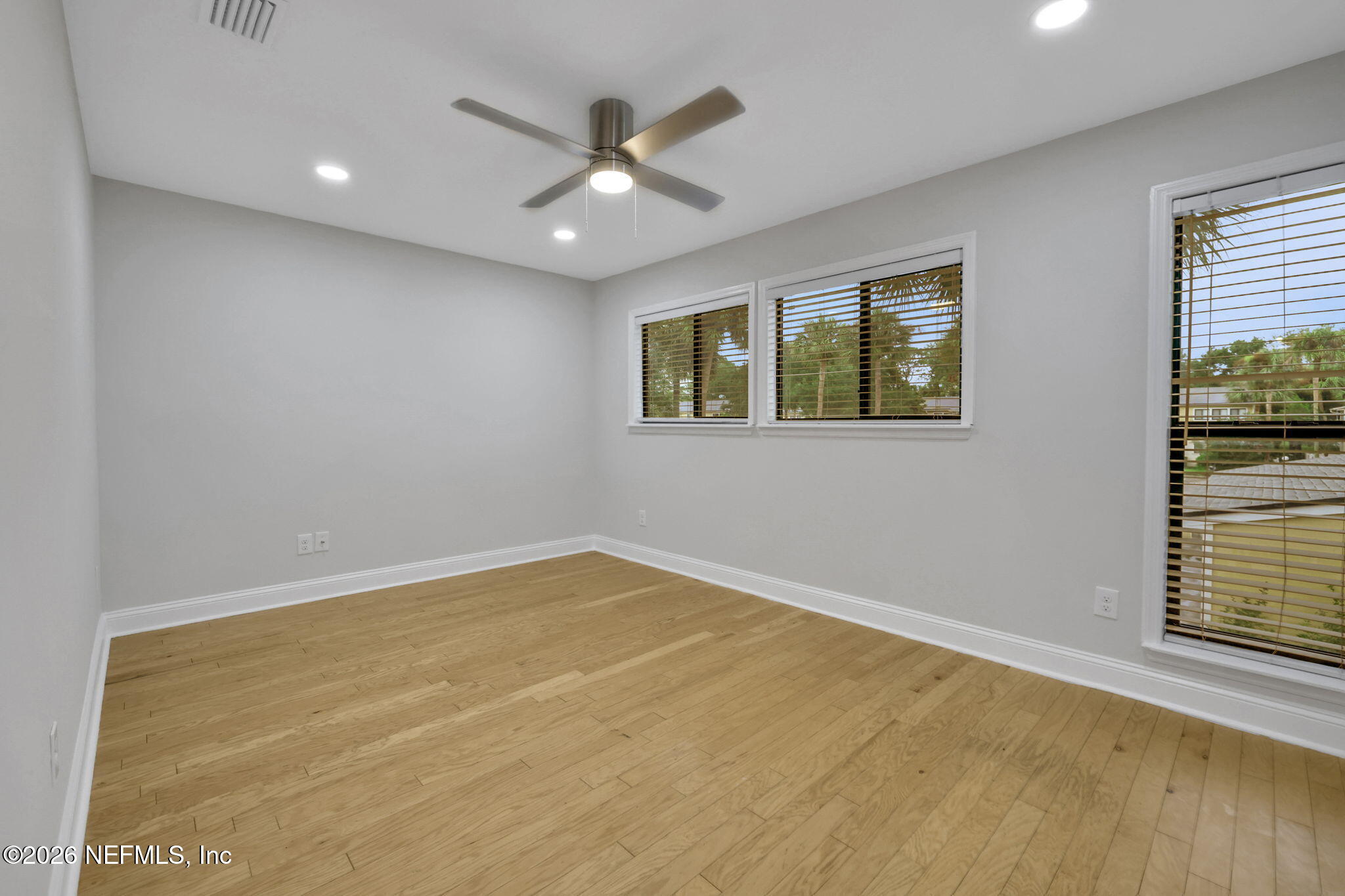 7950 LOS ROBLES Court 7950