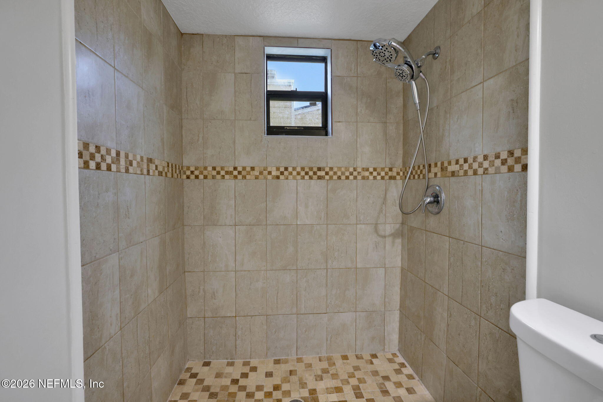 7950 LOS ROBLES Court 7950