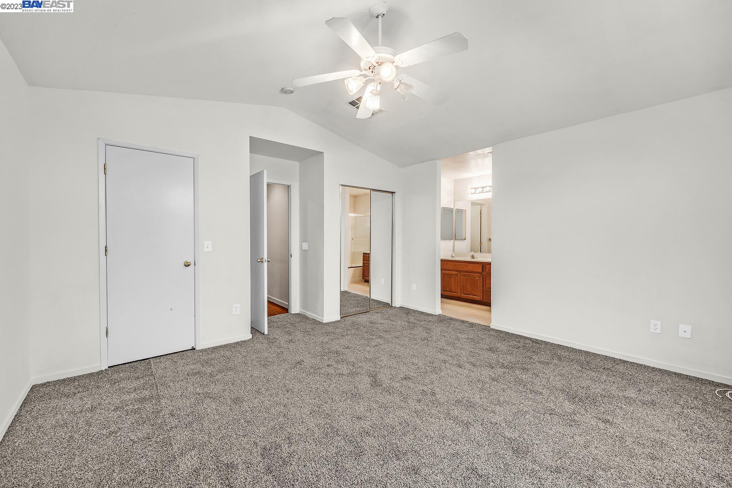 4112 Felicitia Ct