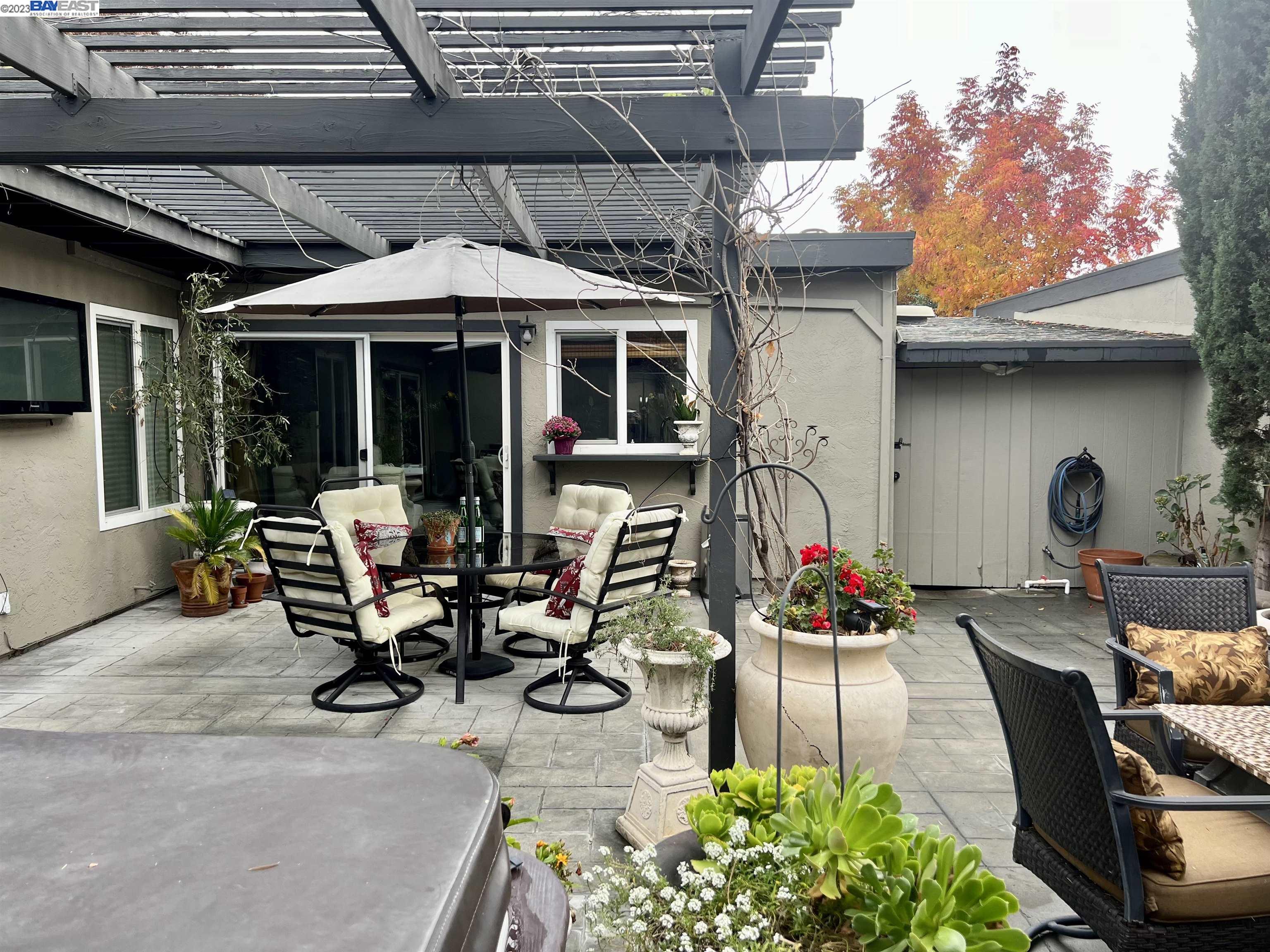 2511 Heatherlark Cir