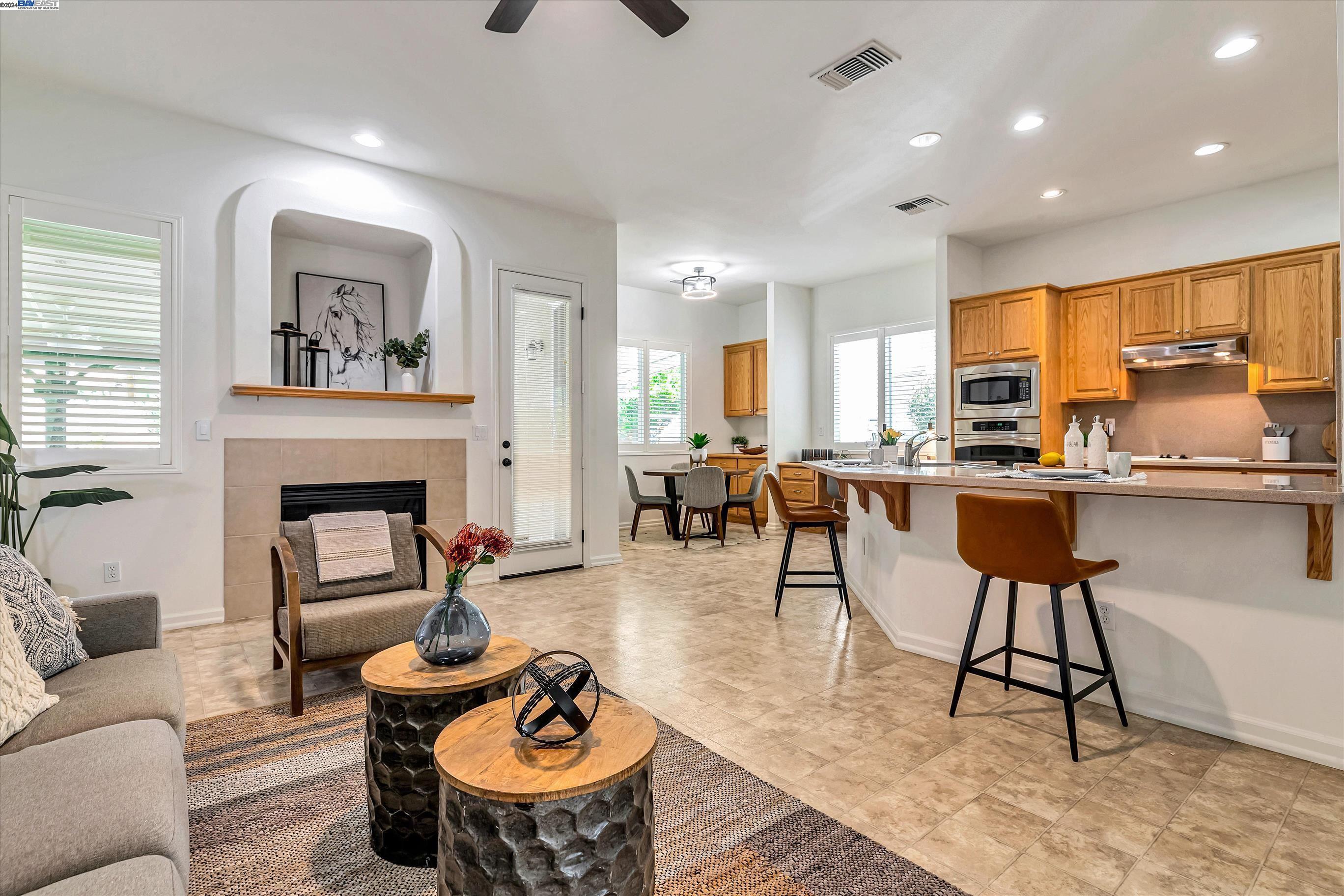 859 Alexander Gabriel Ct