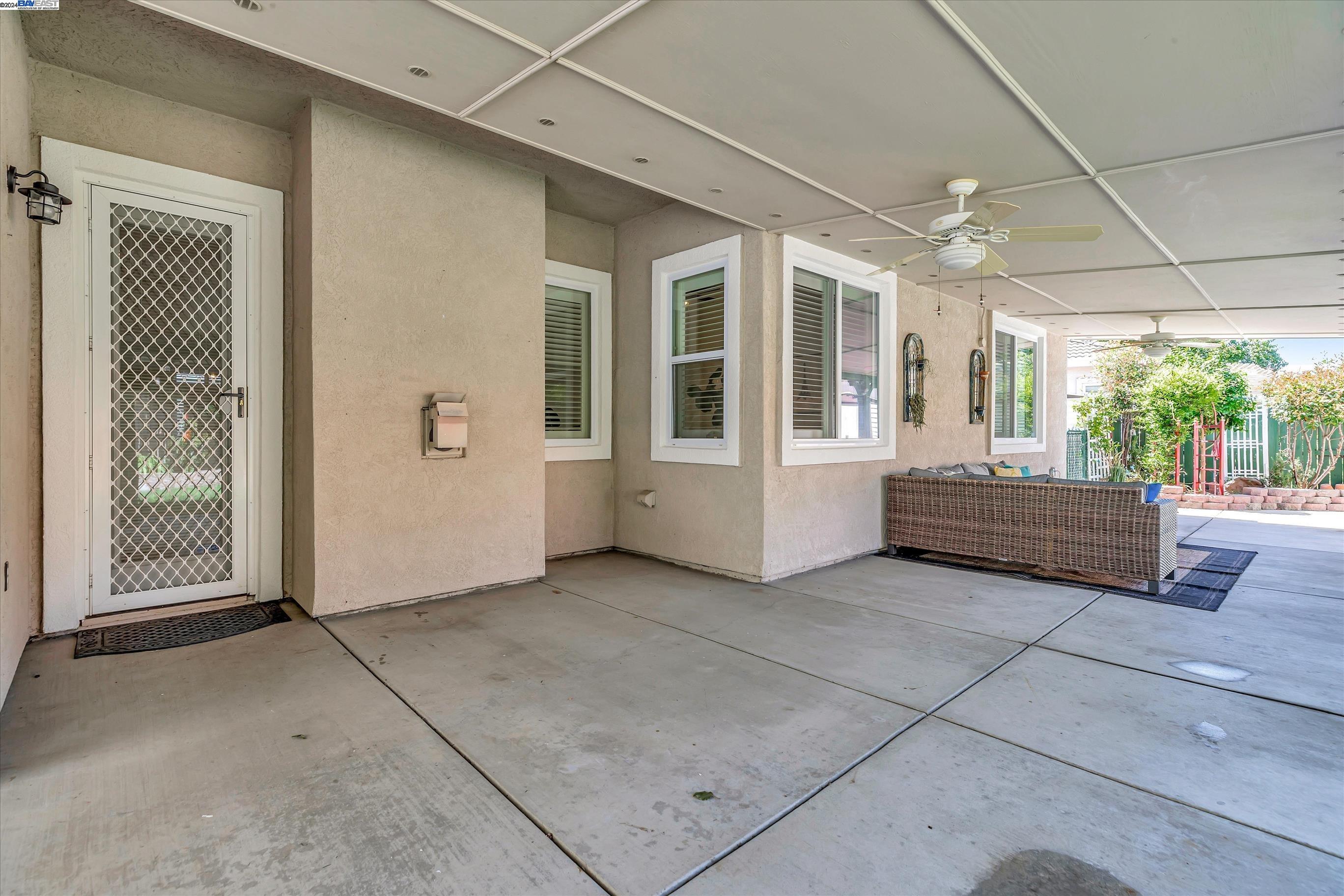 859 Alexander Gabriel Ct