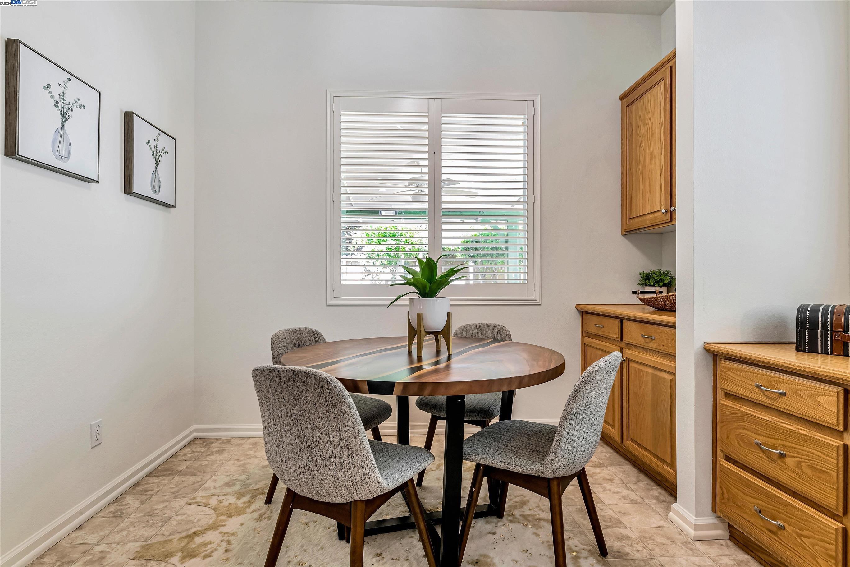 859 Alexander Gabriel Ct