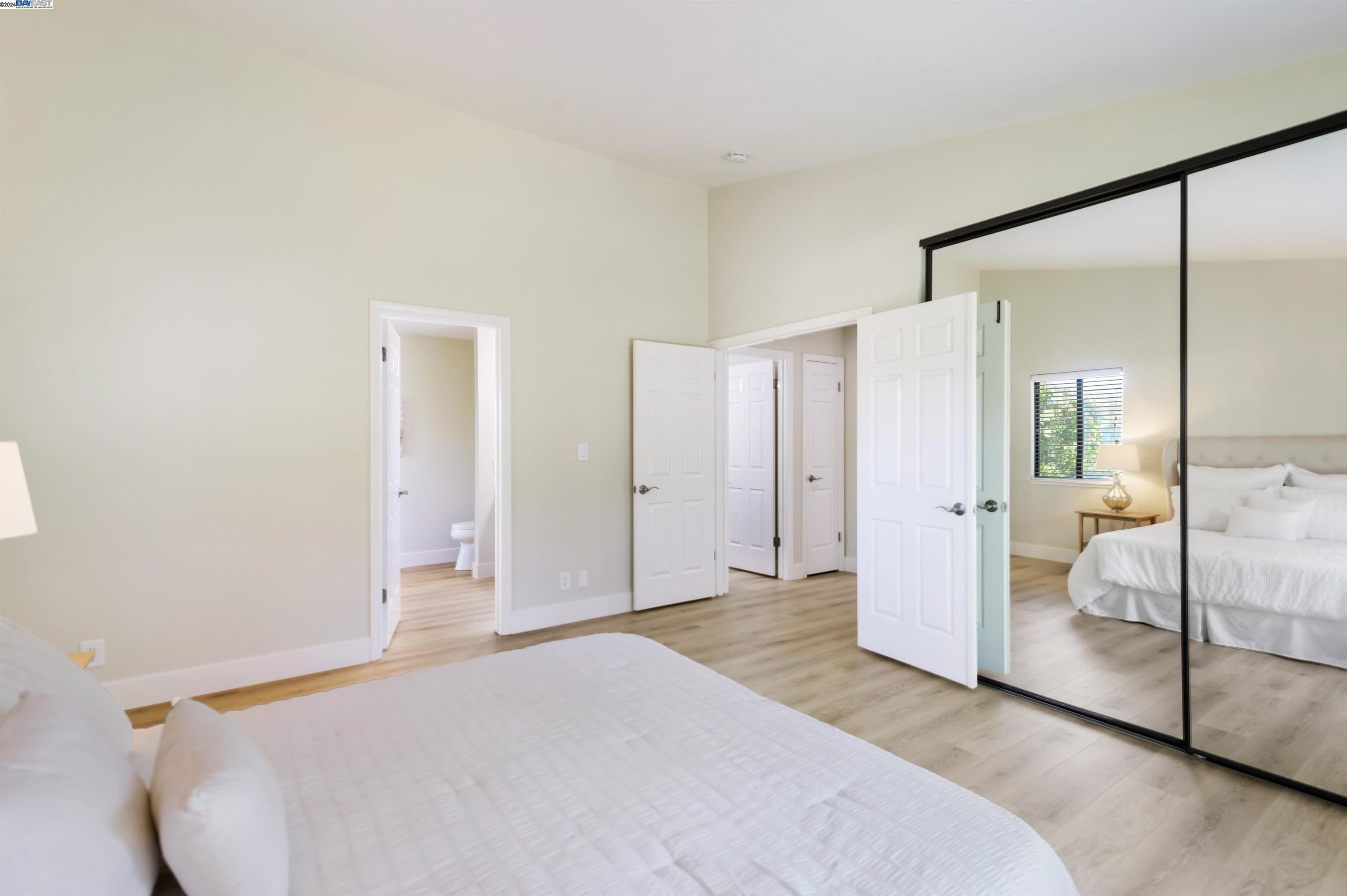 7753 Barn Hollow Ct