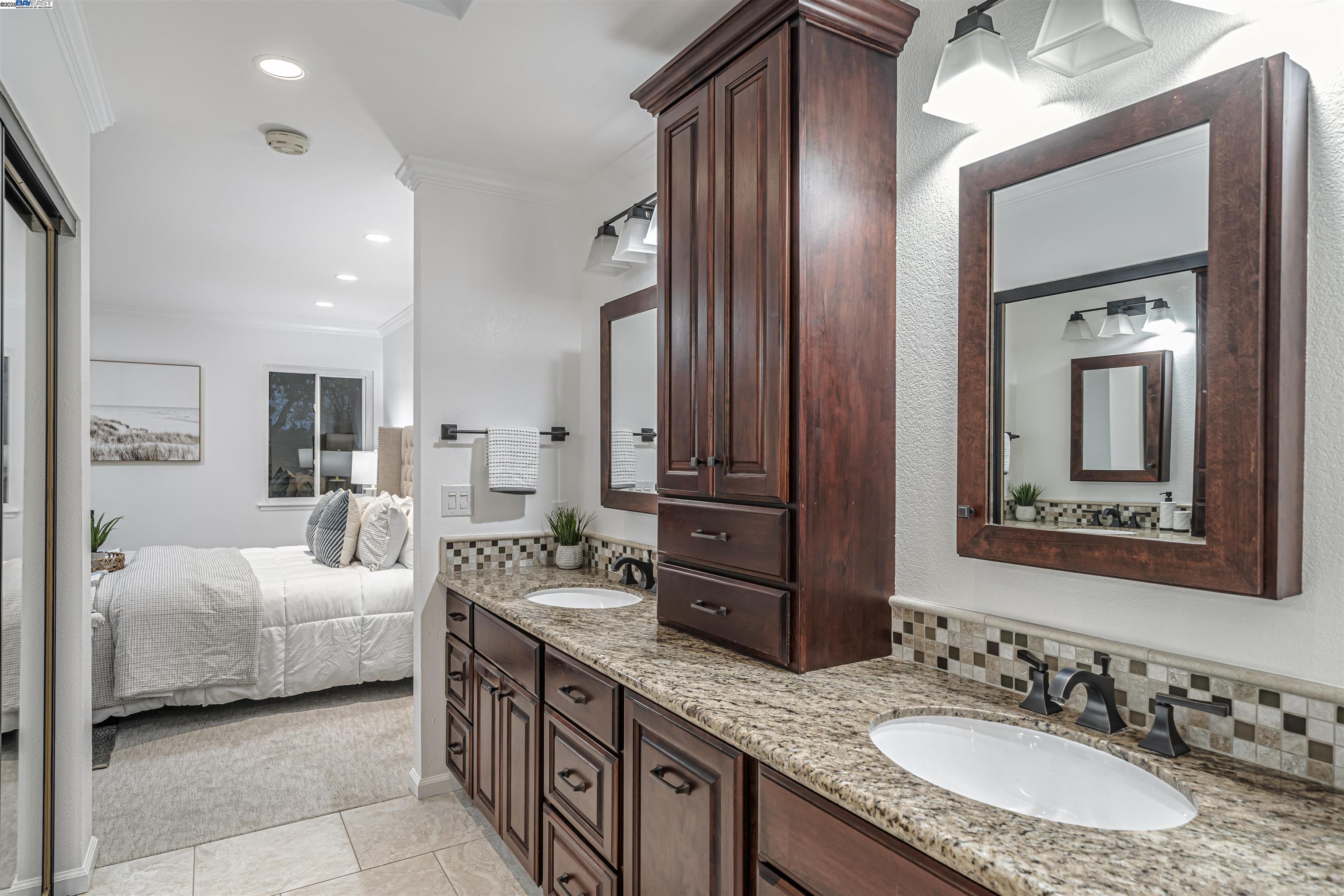 7222 Valley View Ct