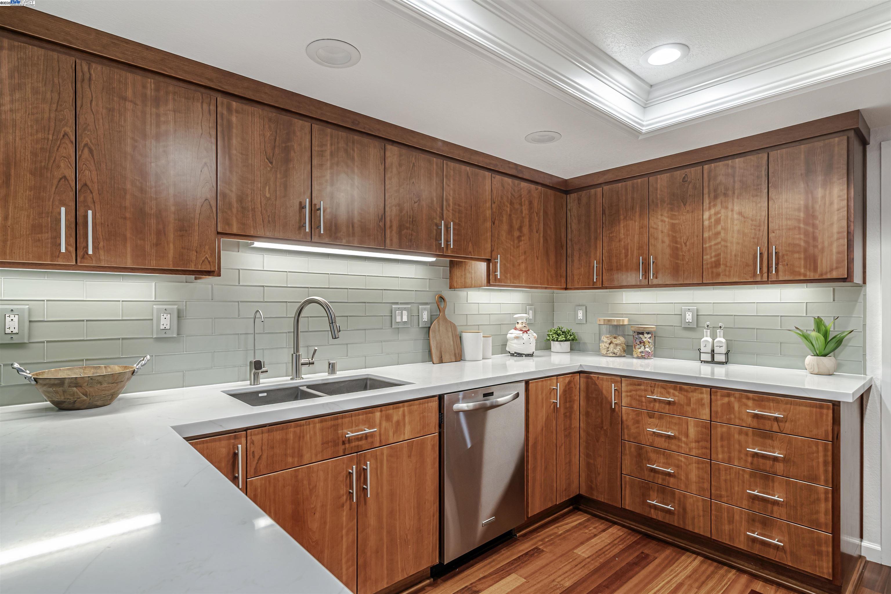 7222 Valley View Ct