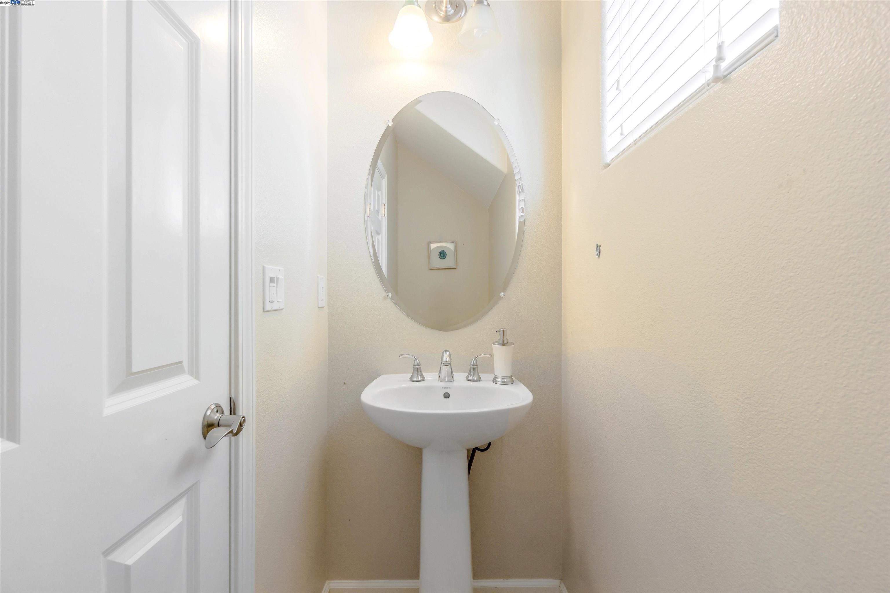 4430 Irisview Pl