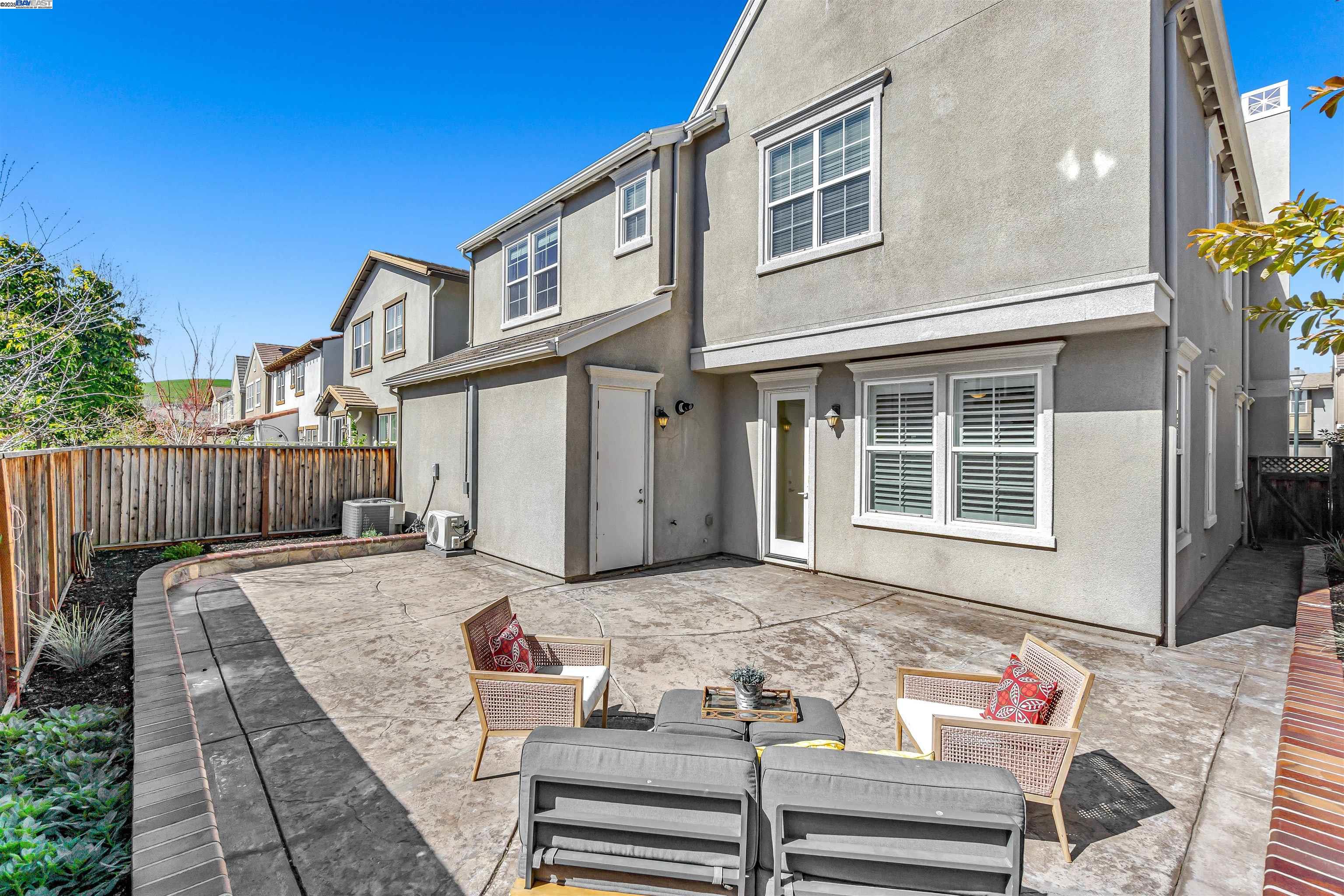 4430 Irisview Pl