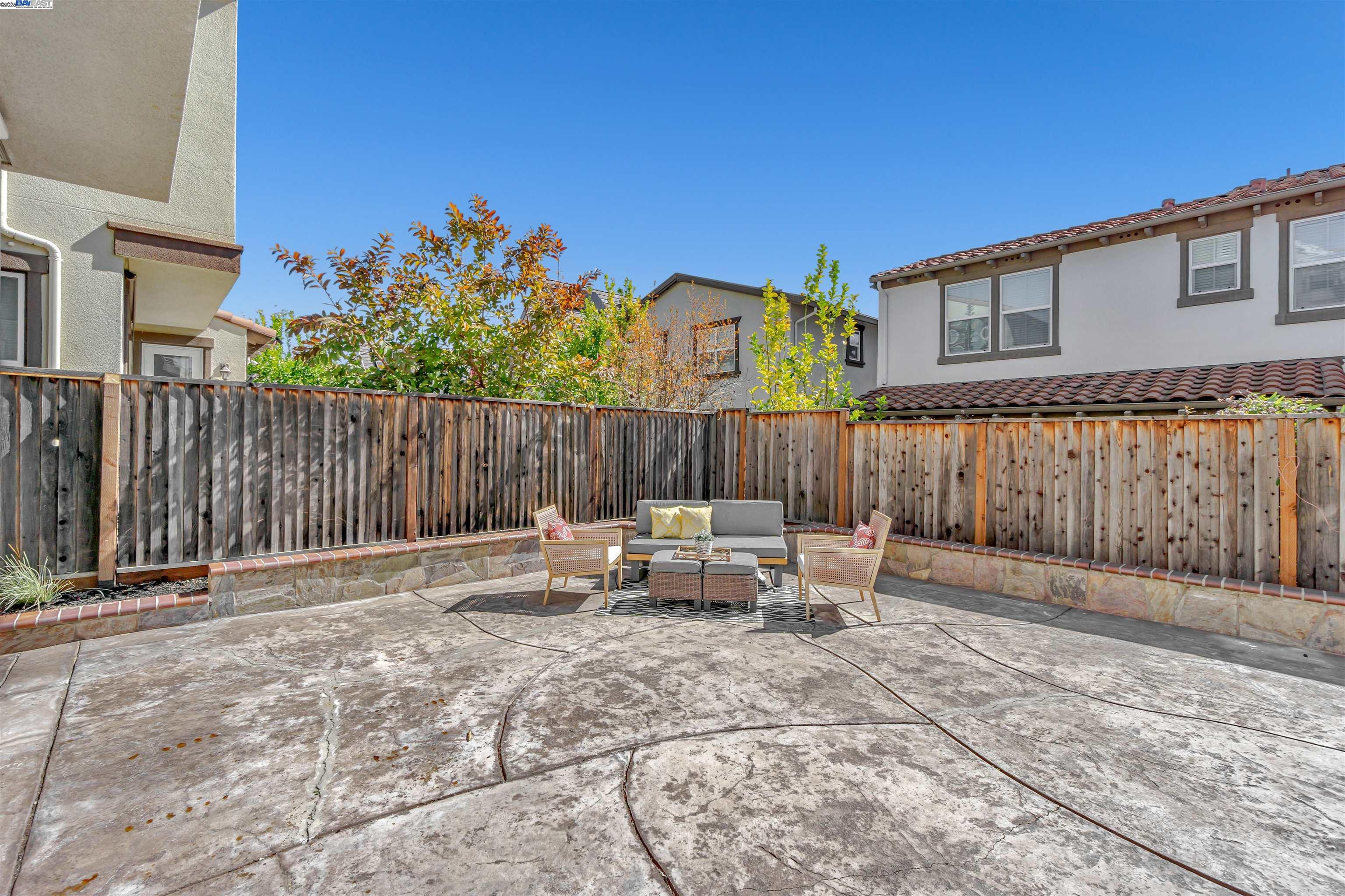 4430 Irisview Pl