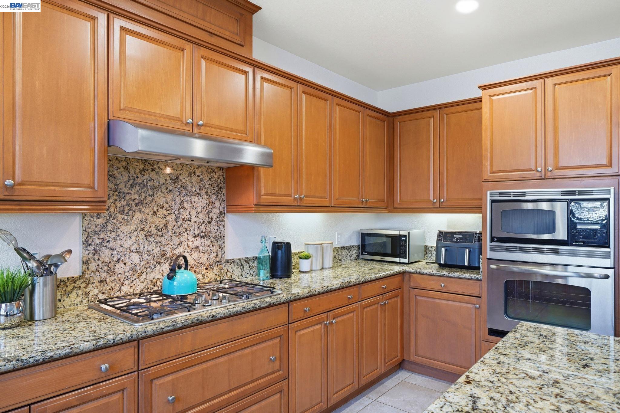 4958 Trescott Ct