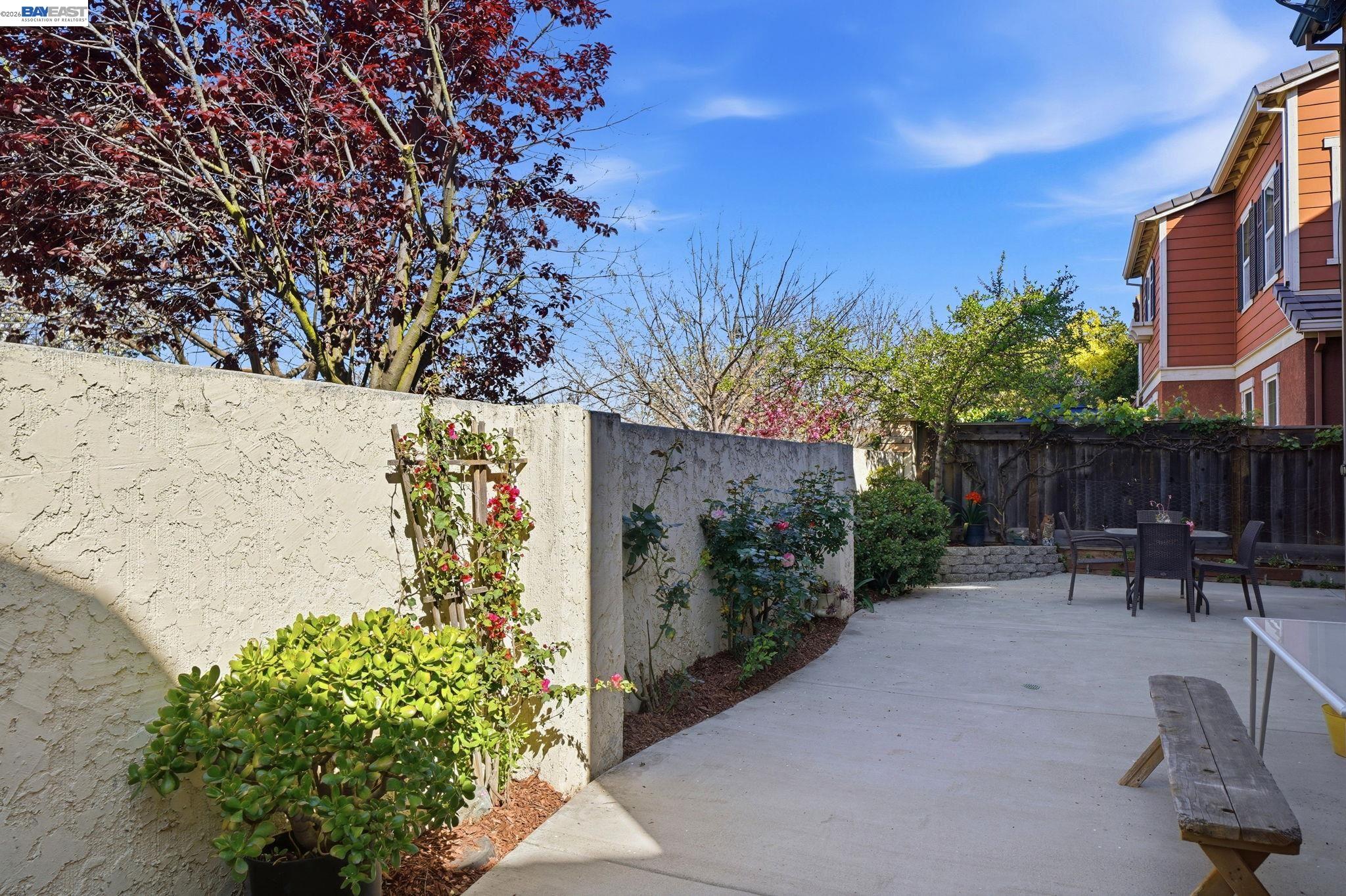 4958 Trescott Ct