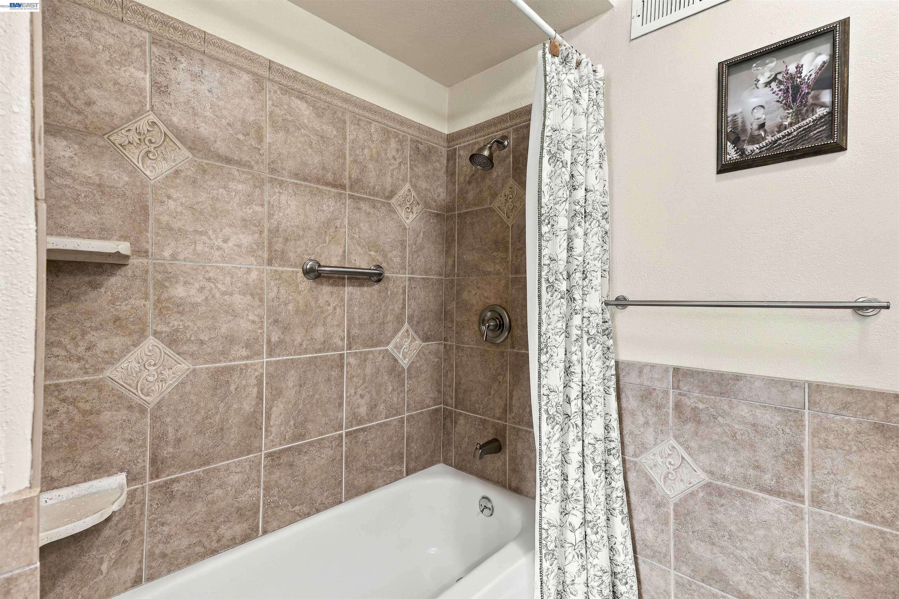 8657 Davona Dr